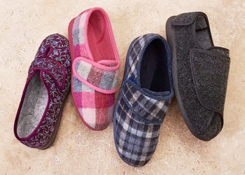 Free Cosyfeet Slippers