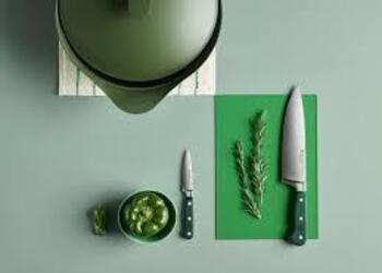 Free WÜSTHOF Knife Set