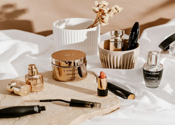 Free Lancome Beauty Bundle (worth £200+)