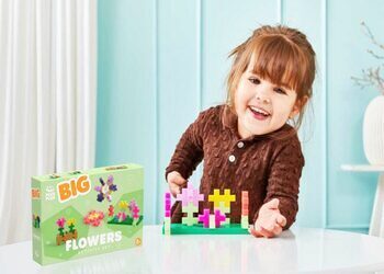 Free BIG Flowers Playset