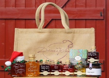 Free Demijohn Christmas Goody Bag