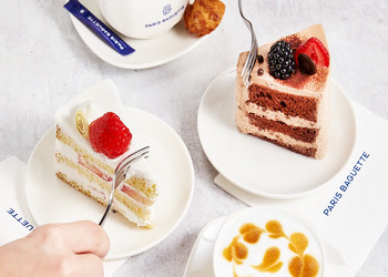 Free Cake at Paris Baguette