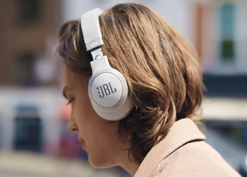 Free JBL Wireless Headphones